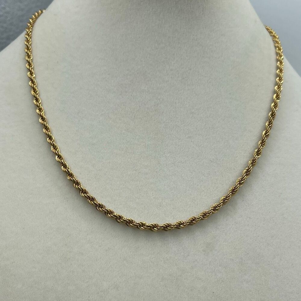 Vintage Monet twisted rope chain necklace.17” long